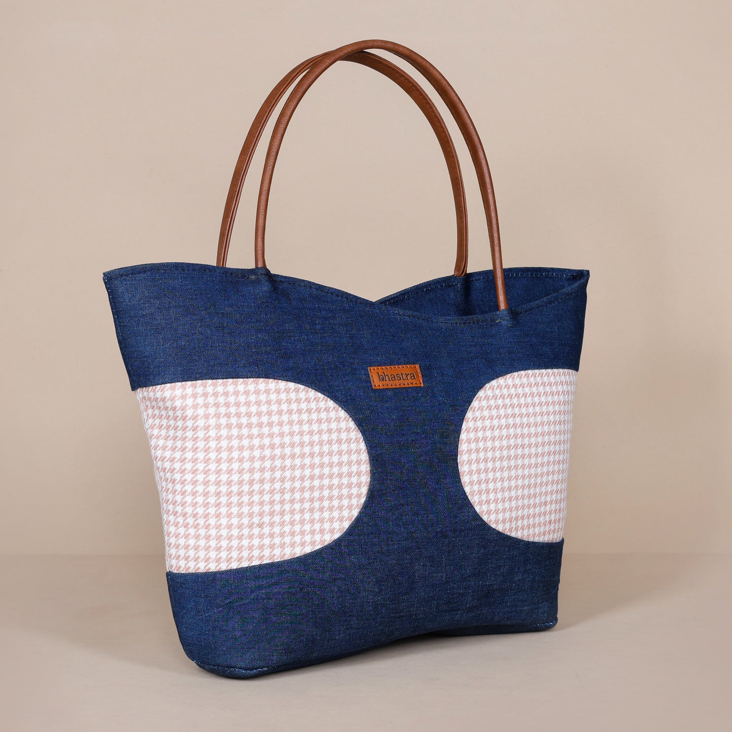 Denim Fusion Tote- Houndstooth peach
