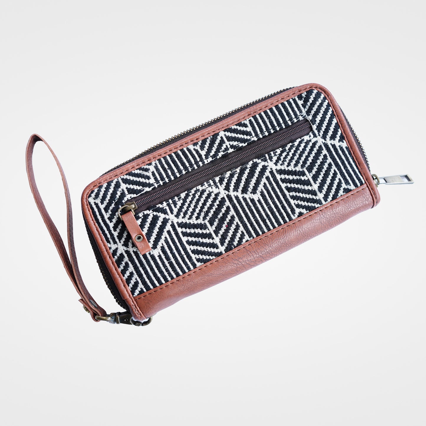 Mono Miraj Wristlet Wallet