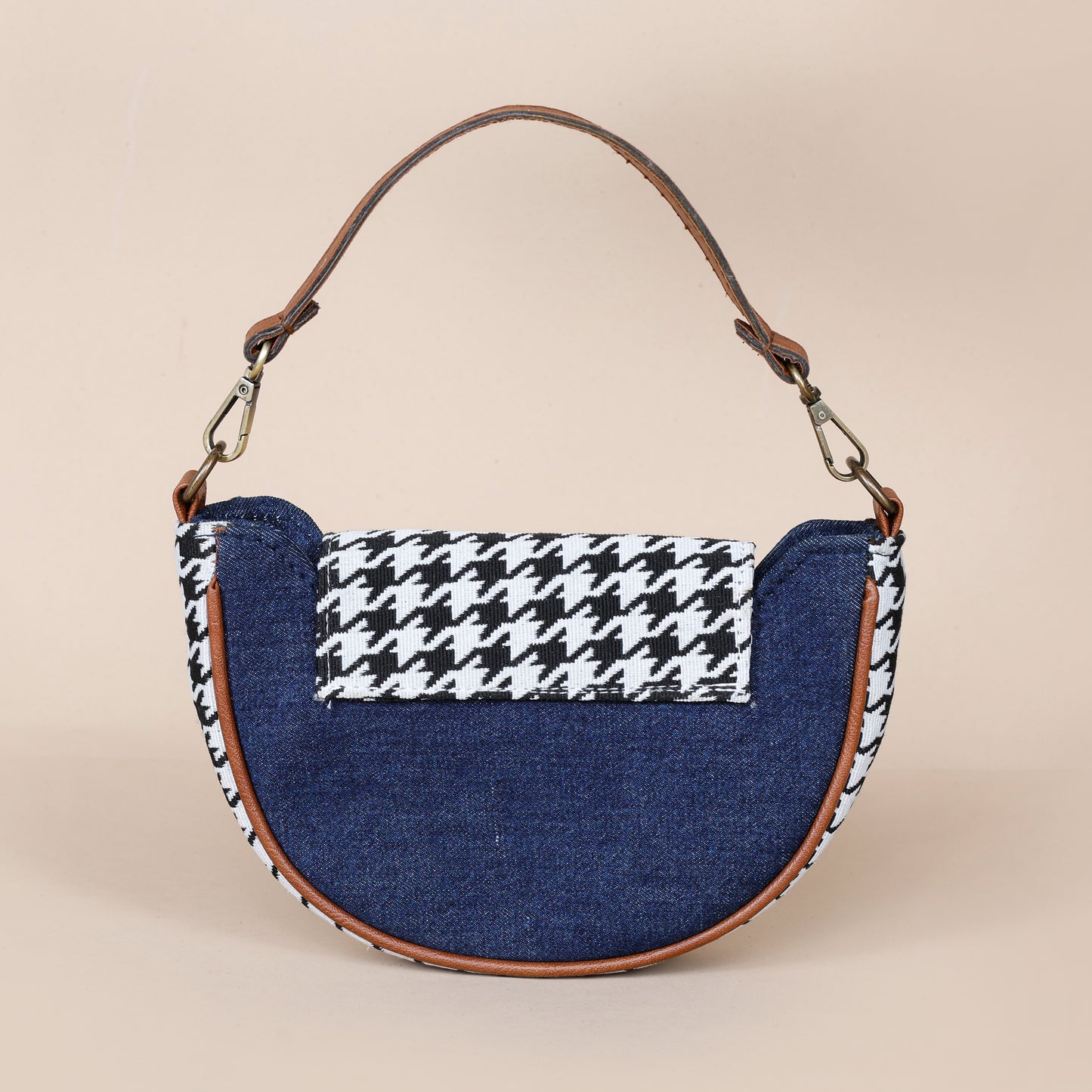 Crescent Denim Fusion Sling-hounds tooth(black)