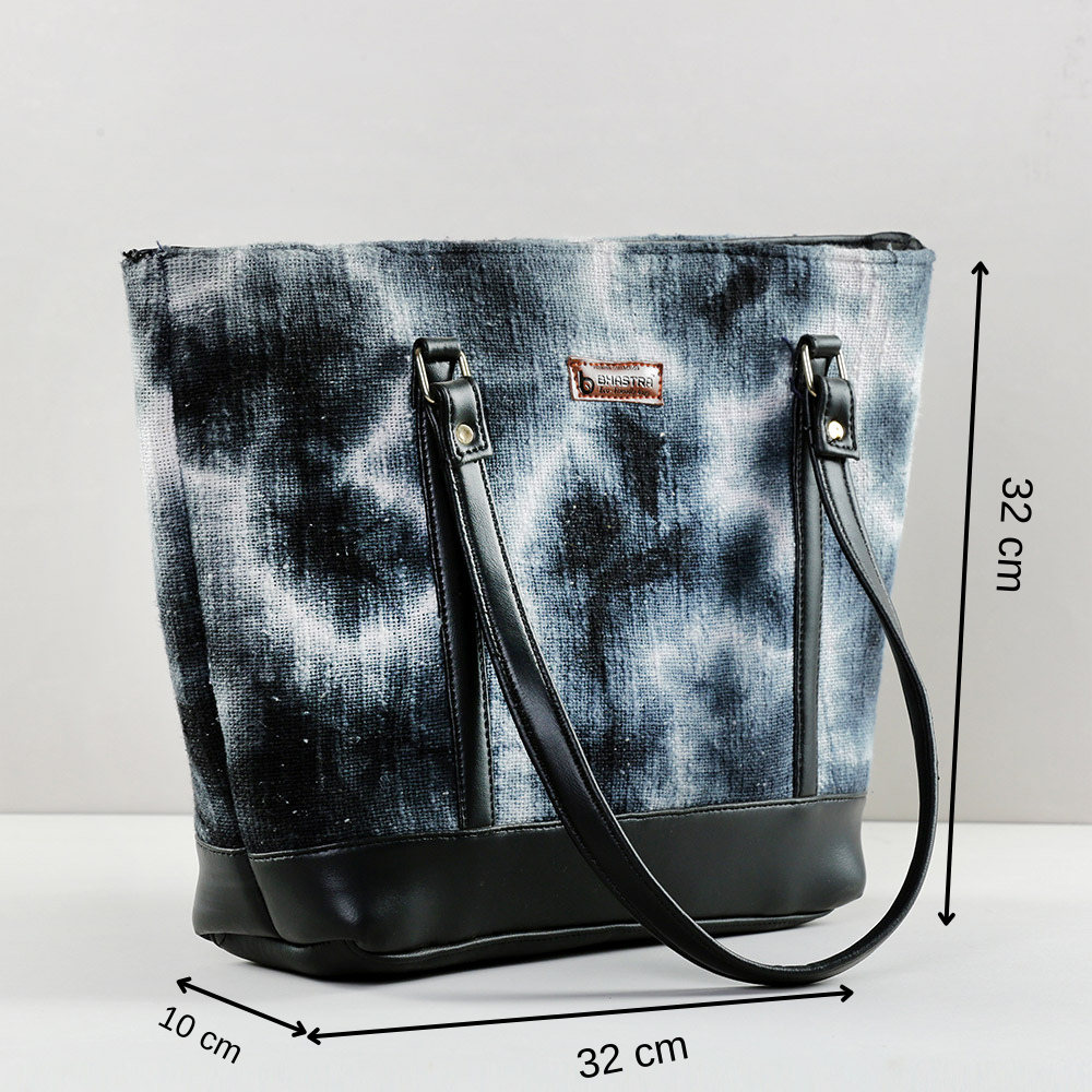 Carbon magic tote bag
