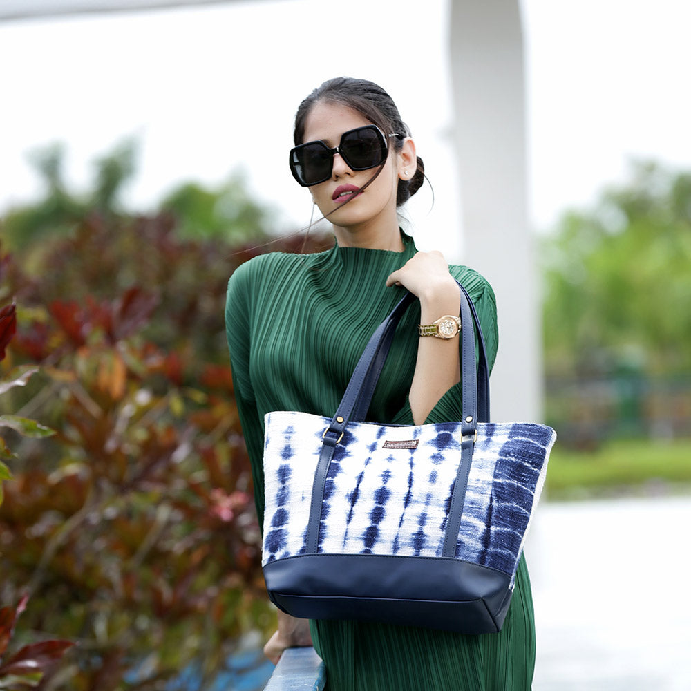 White and indigo shibori tote bag