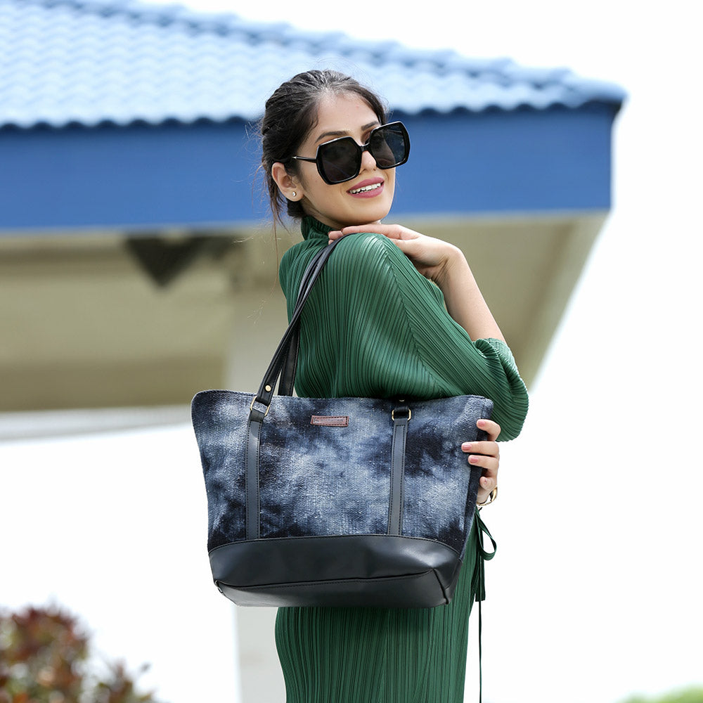 Carbon magic tote bag
