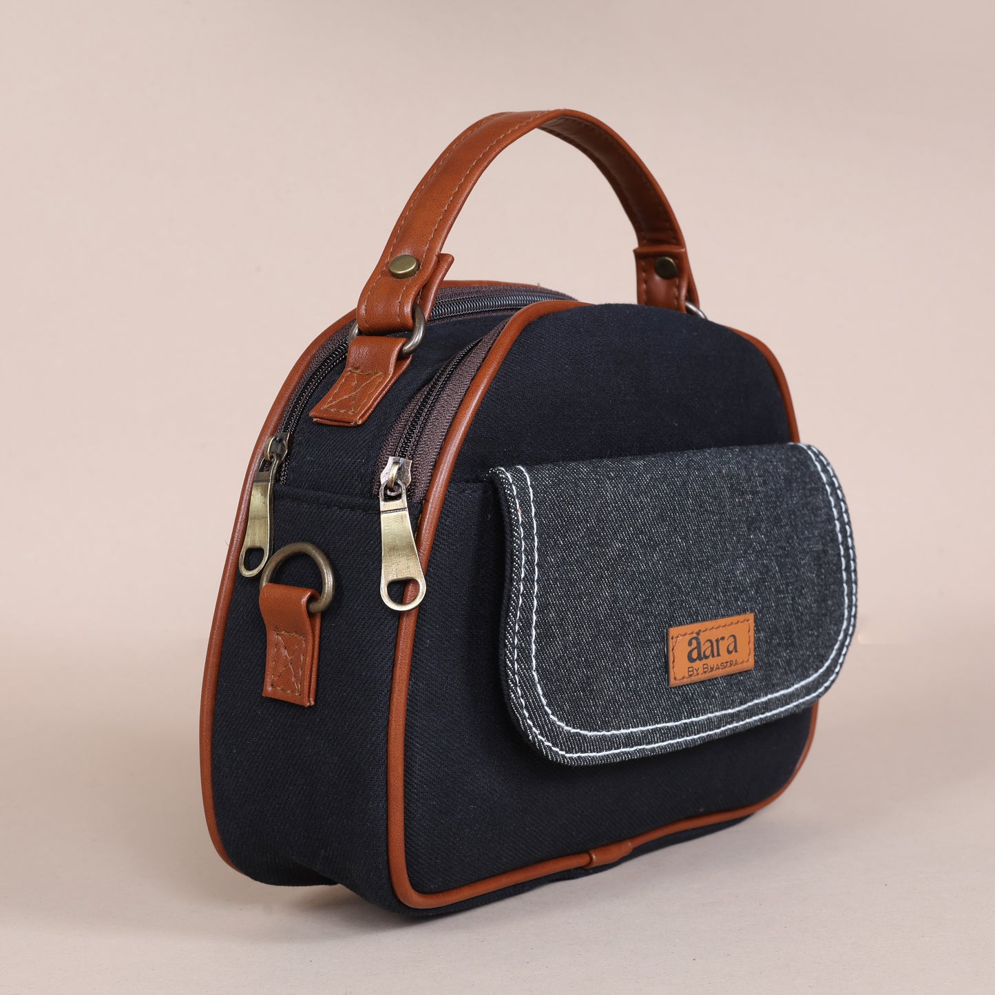 Orbit Sling-Black